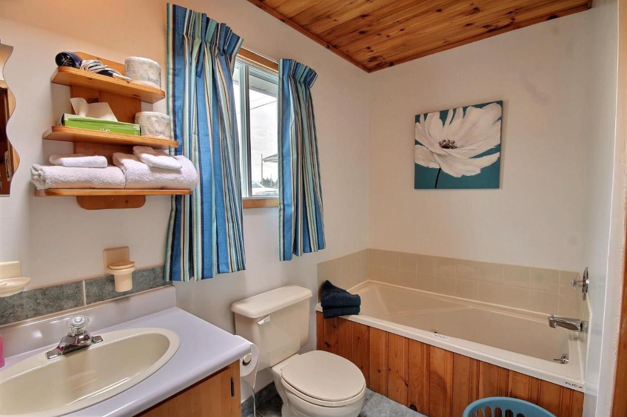 Cavendish Bosom Buddies Cottage Resort Номер фото